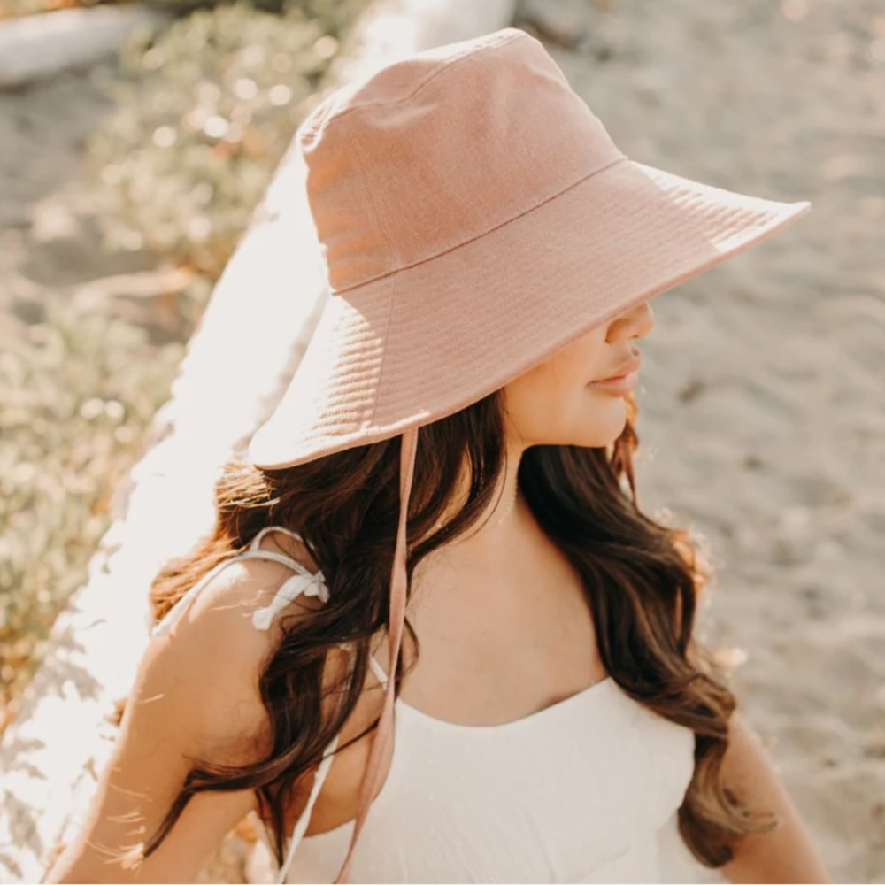 West Von Willa Wide Brim Bucket Hat in Dusty Rose